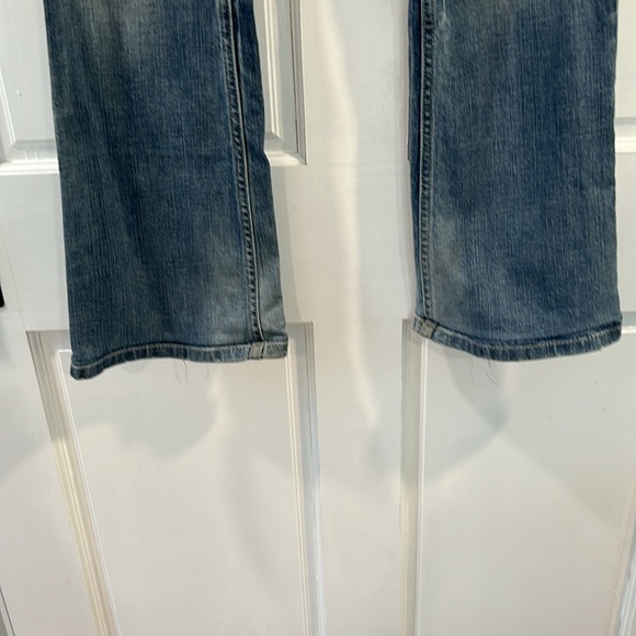 Guess size 27 foxy flare leg jeans, distressed, excellent condition - Picture 6 of 14